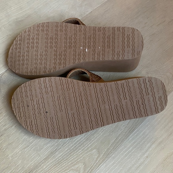 Yellow Box Gold Crystal Platform Wedge Double-Strap Slide Sandals - Size 6 - Picture 6 of 6